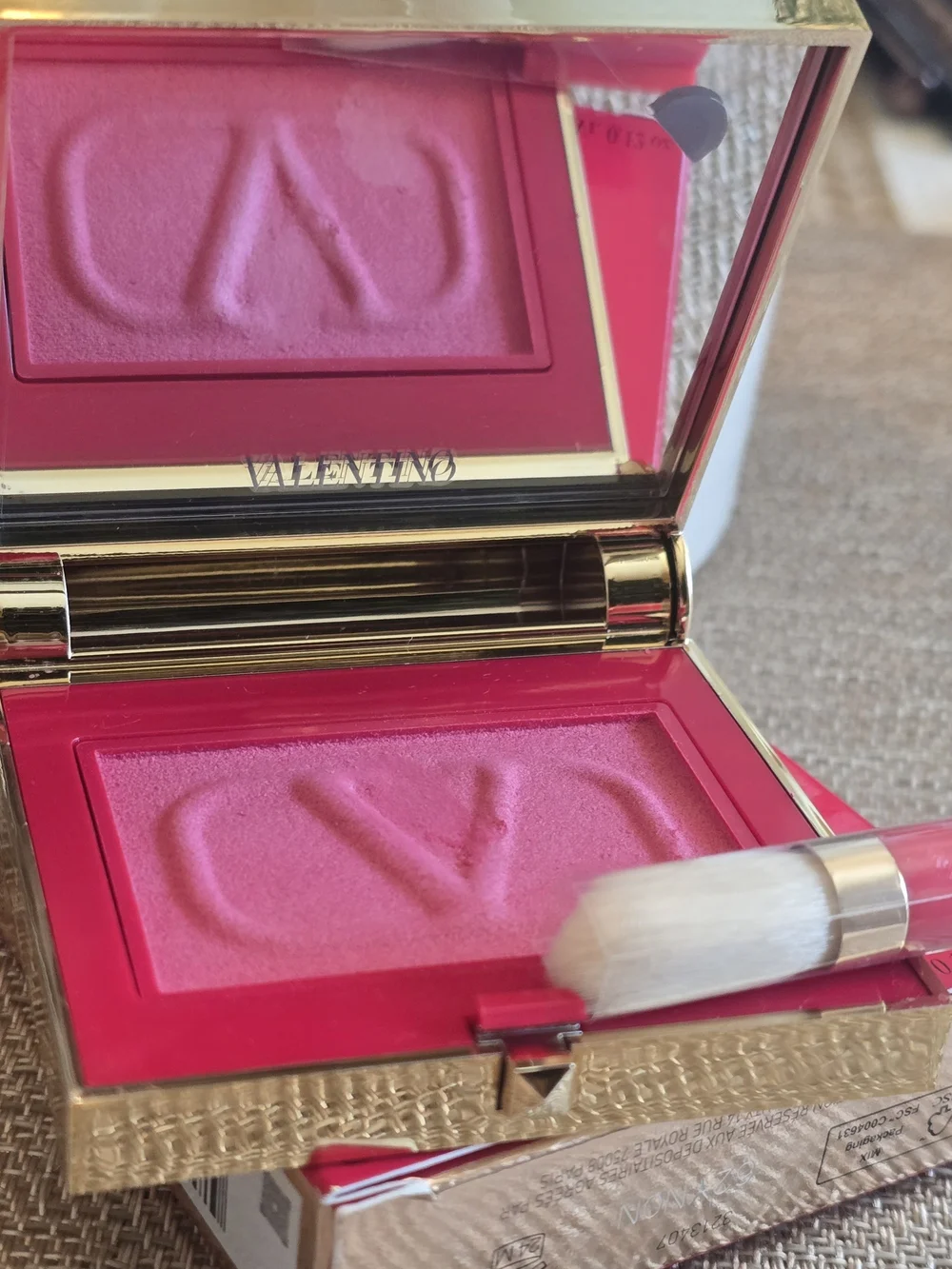 Valentino Eye2Cheek Dual-Use Blush & Eyeshadow in 02 Very Rose NIB✨ FREE GIFT✨